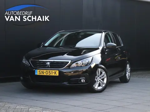 Peugeot 308 1.2 PureTech Blue Lease Executive | PANO | PDC | CRUISE | NAVI |