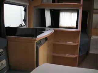 Mooie Beyerland caravan met mover