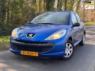 Peugeot 206 + 1.1 XR | Nieuwe APK |