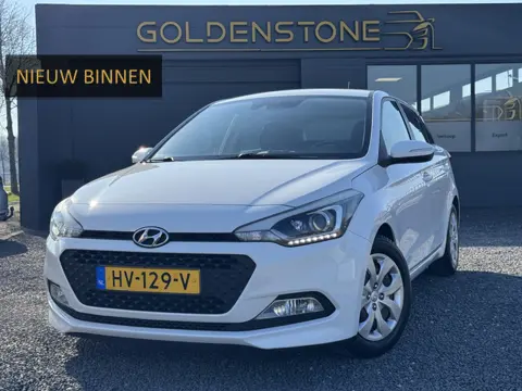 Hyundai i20 1.2 HP i-Motion Comfort 2e Eigenaar,Navi,Trekhaak,Camera,Pdc,Dealer Onderhouden,N.A.P,Ri