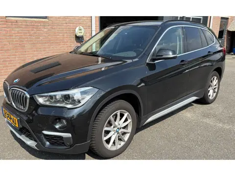 BMW X1 SDrive18d High Executive Sportleder Navi
