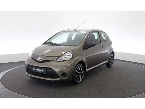 Toyota Aygo 1.0 VVT-i Now (bj 2013)
