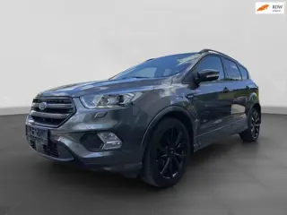 Ford Kuga 1.5 EcoBoost ST Line / Automaat / 175PK / AWD /