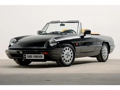 Alfa Romeo Spider 2.0