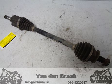 Skoda Fabia Hatchback 1.0 12V 2015-2021 aandrijfas links voor