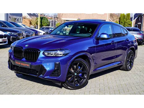 BMW X4 XDrive30i High Executive | Panorama | Harman/Kardon | X4M stoelen | LED | Driving Assistant |