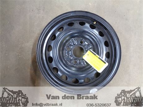 Peugeot 107 2005-2014 Stalen velg 14 inch