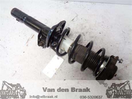 Audi A3 1.6 8V 2003-2008 Veerpoot voorzijde