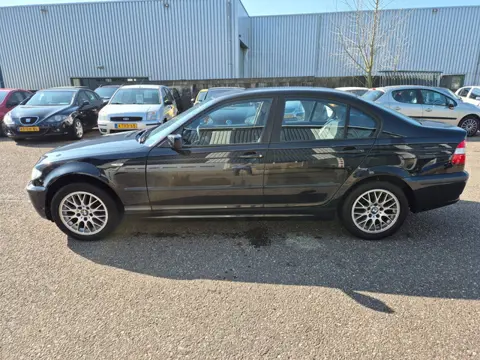 BMW 3-serie 316i Black & Silver, onderhouds boekje aanwezig