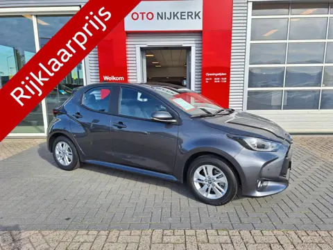 Toyota Yaris 1.5 Hybrid 115 Active Plus met trekhaak