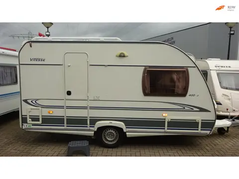 BEYERLAND Vitesse 400-2 LX 2006 ruime Dinette en L-Keuken Mover