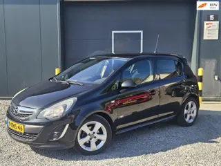 Opel Corsa 1.4-16V Cosmo Automaat Boekjes compleet Nette Auto