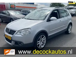Volkswagen Polo 1.6-16V Cross/ Benzine • Automaat • Polo Cross / Automaat / Leder / Schuifdak