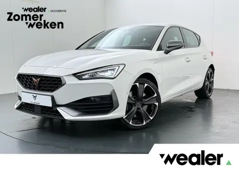 CUPRA Leon 1.4 e-Hybrid VZ Adrenaline | 245 PK | SoH 94% | Achteruitrijcamera | Cruise Control | Cli