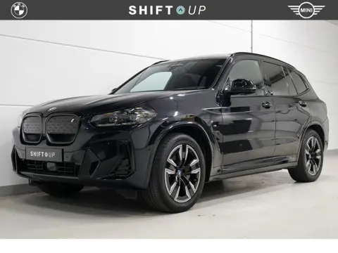 BMW iX3 80 kWh M-Sport | Panoramadak | Elektr. Trekhaak | Driving Assistant Professional