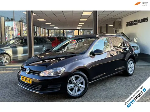 Volkswagen Golf 1.2 TSI Highline 105pk PANORAMA DAK | PDC V+A | LMV