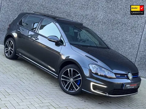 Volkswagen Golf 1.4 TSI GTE Panorama dak Navi Cruise Carplay