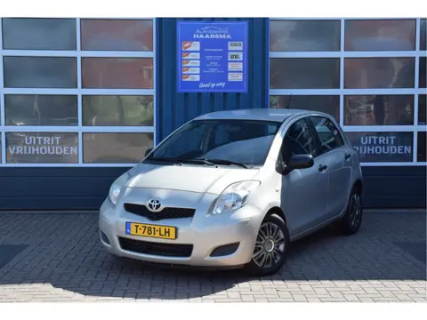 Toyota Yaris 1.3 VVT-i Now Airco (bj 2010)