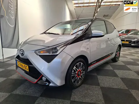 Toyota Aygo 2019. X-clusiv uitv. Full opties. 48.000 km. NAP.