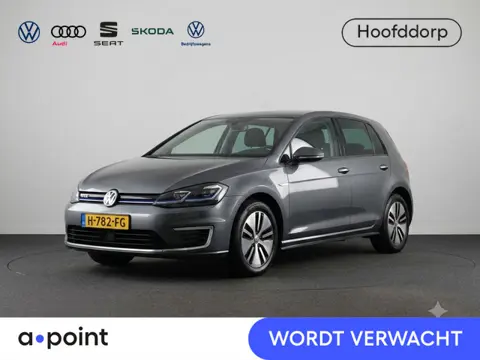 Volkswagen e-Golf E-DITION 136 pk | Navigatie | Warmtepomp | Parkeersensoren | Achteruitrijcamera | 