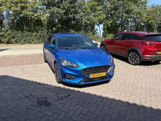 Ford Focus 1.5 EcoBoost ST Line Business 181PK TREKHAAK B&O WINTER PACK