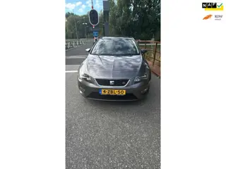 Seat Leon 2.0 TDI FR Dynamic Pano/Suède/Leer Sportief&Luxe