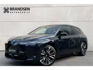 BMW iX xDrive45 101 kWh Full!-B&W-4 Wiel St-Luchtver-23"-Pano Sky Lounge-22 k laden-Trekhaak