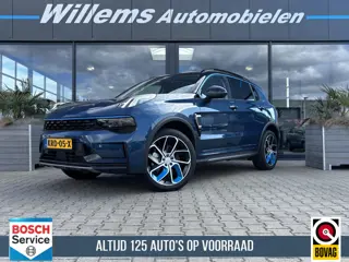 Lynk & Co 01 1.5 App-Connect, 360' Camera & Panoramadak Verkoopprijs = Inclusief Trekhaak