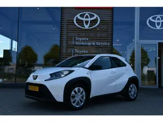 Toyota Aygo X 1.0 VVT-i MT Play 72pk | Cruise control adaptief | Apple Carplay/Android Auto | Achter