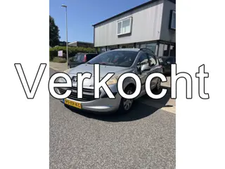 Peugeot 207 SW 1.4 VTi X-line Airco Keurig nette en perfect rijdende 207 sw Auto krijgt een nieuwe A
