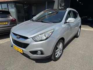 Hyundai Ix35 2.0i i-Catcher AUTOMAAT LEDER PANO CAMERA CRUISE KEYLESS ORIG NL NAP