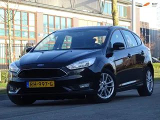 Ford Focus 1.0 Lease Edition NAP/NAVI/CARPLAY/PDC/NW APK