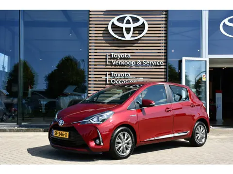 Toyota Yaris 1.5 Hybrid Executive Automaat 100pk | Cruise control | Keyless | Achteruitrijcamera | D