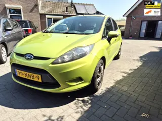 Ford Fiesta 1.25 Trend 5 Deurs Airco Nieuwe Apk 06-08-2027