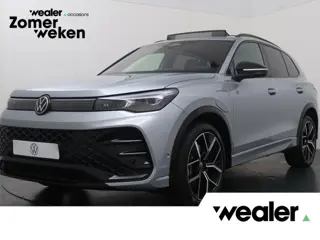 Volkswagen Tiguan 1.5 eHybrid R-Line Edition | 272 PK | SoH 99% | Trekhaak wegklapbaar | Panoramadak