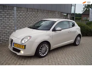 Alfa Romeo MiTo 1.4 Progression Airco Elektrische Ramen en Spiegels Sportstoelen LMV ENZ.