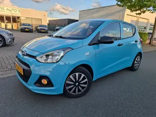 Hyundai I10 1.0i i-Drive AIRCO/5 DEURS/TREKHAAK!