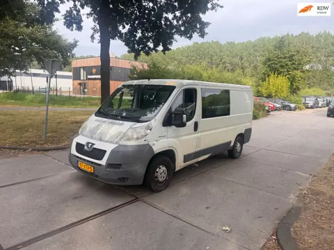 Peugeot Boxer 330 2.2 HDI L2H1 DC Airco.Airco