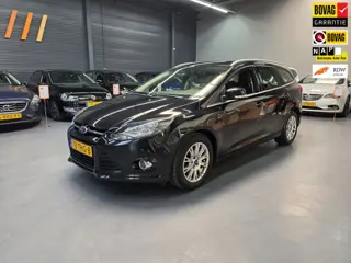 Ford Focus Wagon 1.6 EcoBoost Titanium AUTOPARK NAVI TREKHAAK NAP NL AUTO