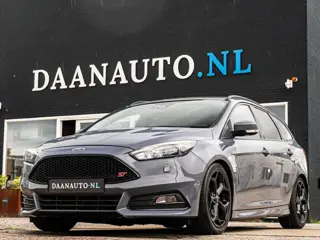 Ford Focus Wagon 2.0 ST-3