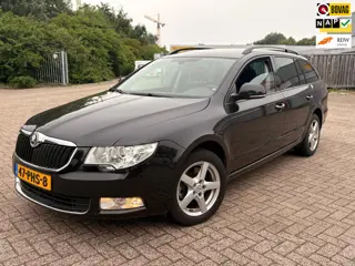 Skoda Superb Combi 1.8 TSI Comfort Business Line | APK 05-05-2027 | Trekhaak | Erg Luxe