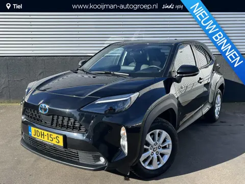 Toyota Yaris Cross 1.5 Hybrid Business Trekhaak, Parkeersensoren voor + achter, Navigatie, Smart Key