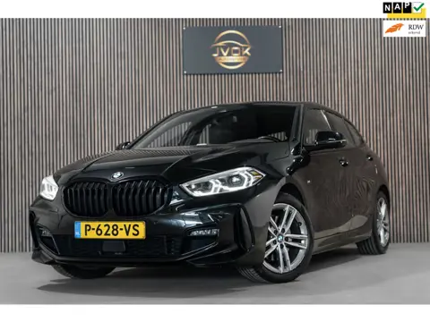 BMW 1-serie 118i Automaat M Pakket LED NAVI Sfeer Verlichting