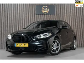 BMW 1-serie 118i Automaat M Pakket LED NAVI Sfeer Verlichting