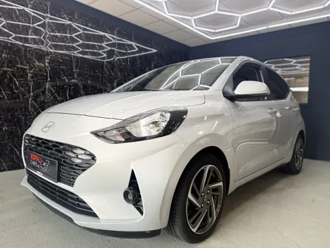 Hyundai i10 1.0 5-zits (bj 2024, automaat)