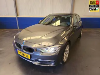 BMW 3-serie 320i High Executive