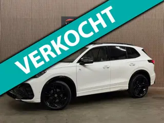 Volkswagen Tiguan 1.5 eTSI R-Line Business 2024 IQ-LIGHT PANO CAMERA