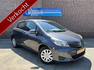 Toyota Yaris 1.3 VVT-i (bj 2012)
