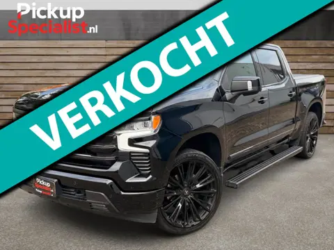 Chevrolet Silverado High Country 6.2 V8 426PK , DIKSTE VAN NL!! , 24 INCH WIELEN , BLACK ON BLACK