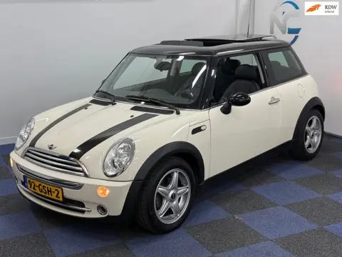 Mini Mini 1.6 Cooper Chili / PANORAMADAK / DEALER ONDERHOUDEN / NETTE AUTO
